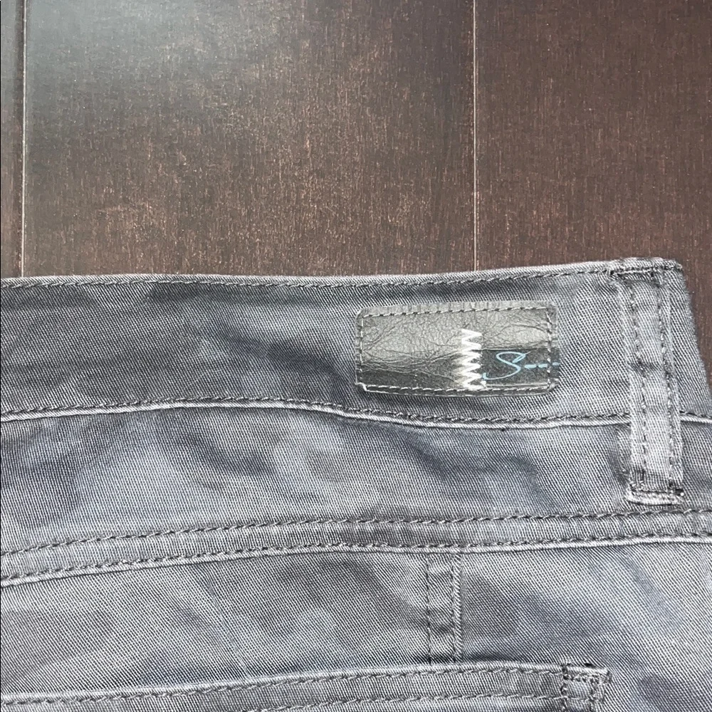 Supplies Woman’s Camouflage Cargo Pants size 12